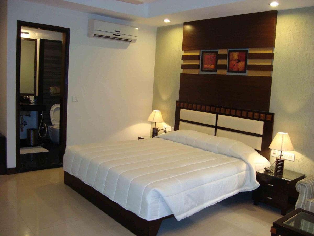 Aaron Residency New Delhi